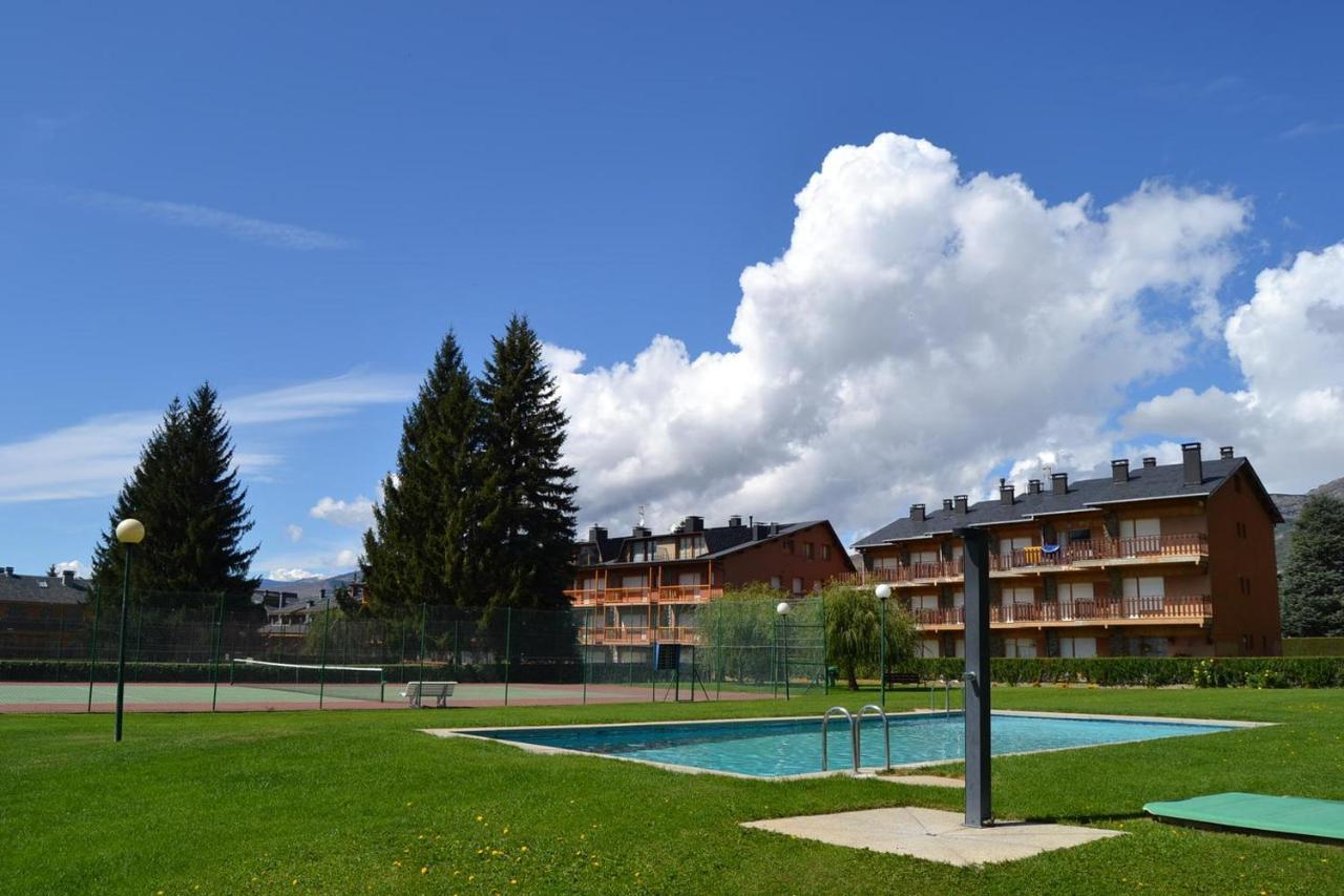 Amplio Apartamento Con Piscina En Llivia Exteriér fotografie