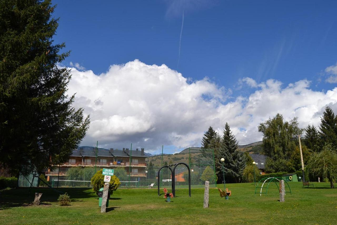 Amplio Apartamento Con Piscina En Llivia Exteriér fotografie